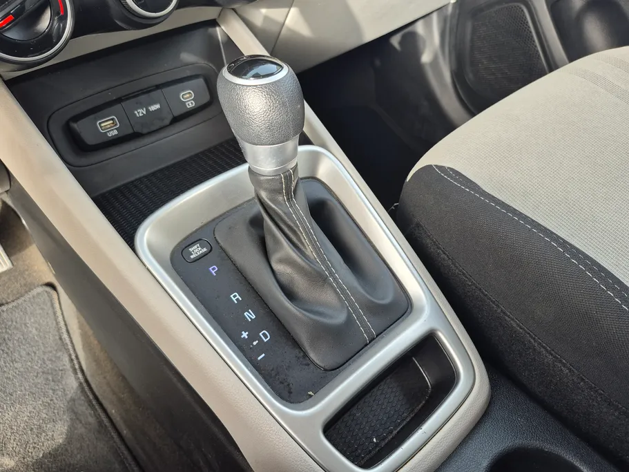 2025 Hyundai Venue Smart 