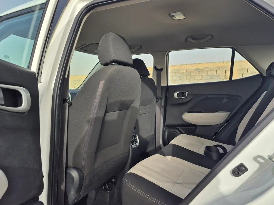 2025 Hyundai Venue Smart 