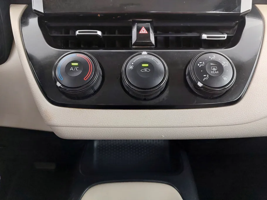 2021 تويوتا Corolla XLI 