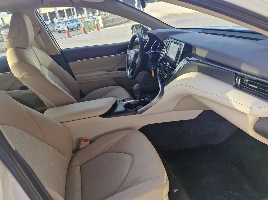 2024 Toyota Camry  LE 