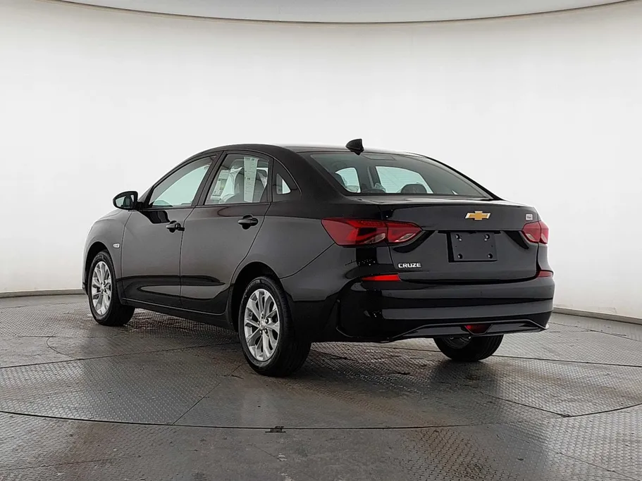 2026 Chevrolet Cruze LT 