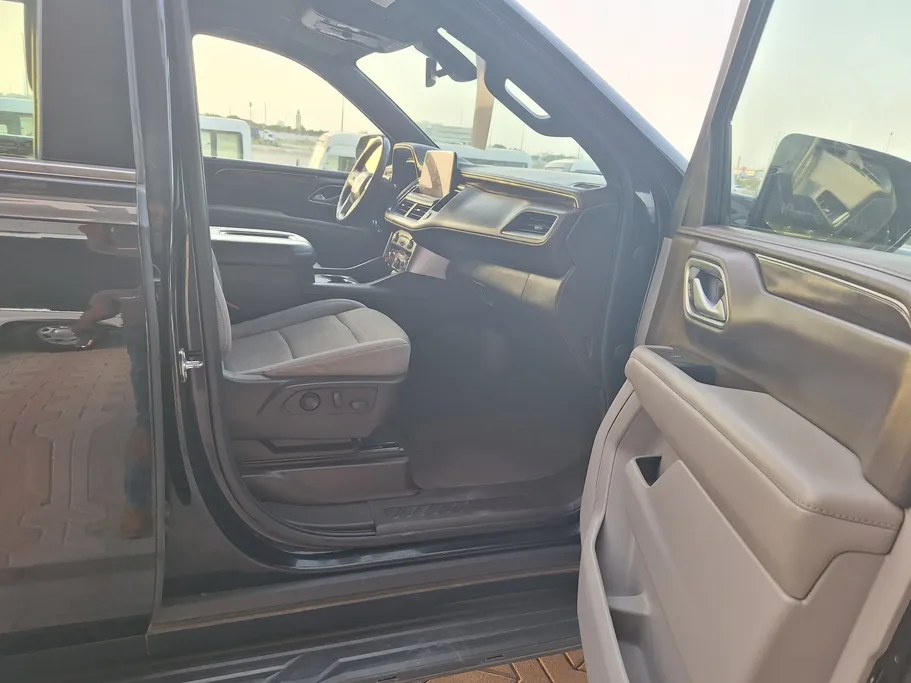 2022 GMC Yukon SLE 