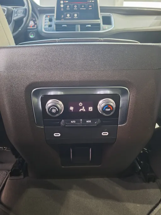 2022 GMC Yukon SLE 