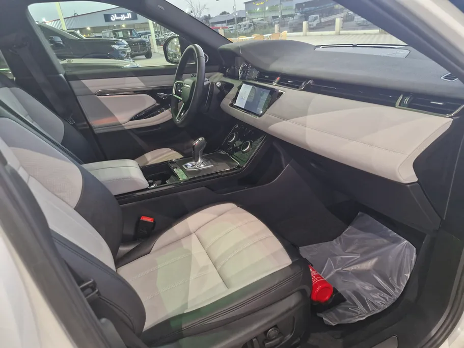 لاند روفر رنج روفر Evoque 2023 