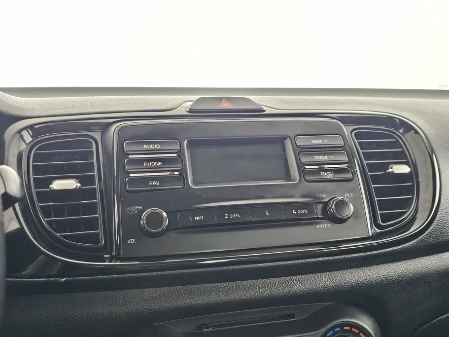 2023 Kia Pegas LX 