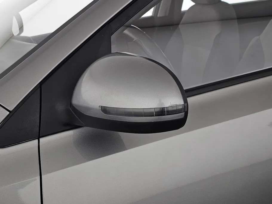 2023 Kia Pegas LX 