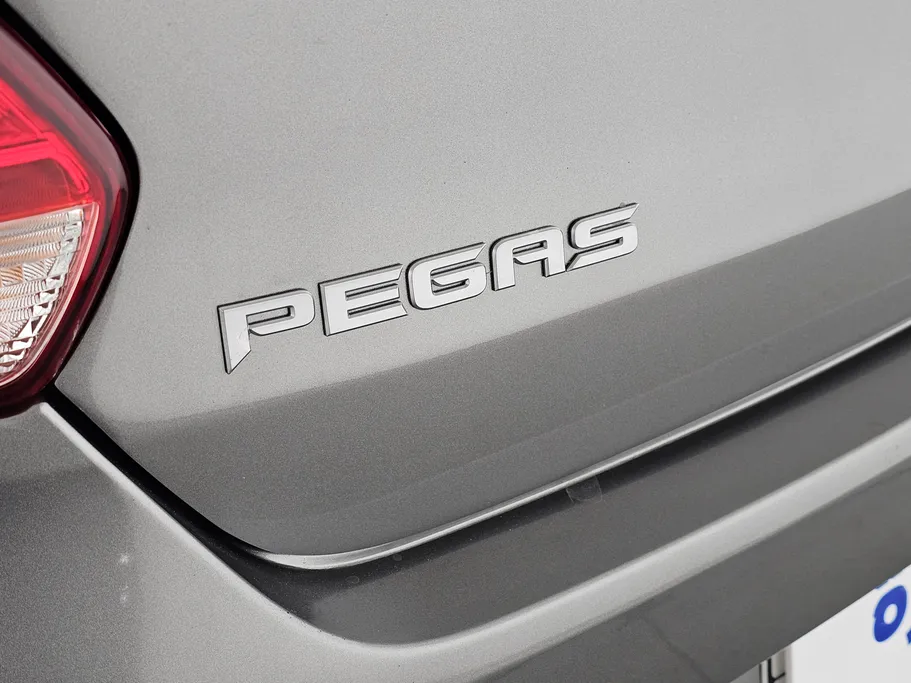 2023 Kia Pegas LX 