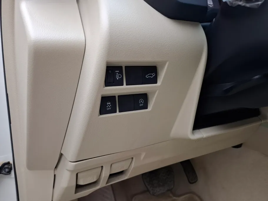 تويوتا لاندكروزر GXR4 2024 