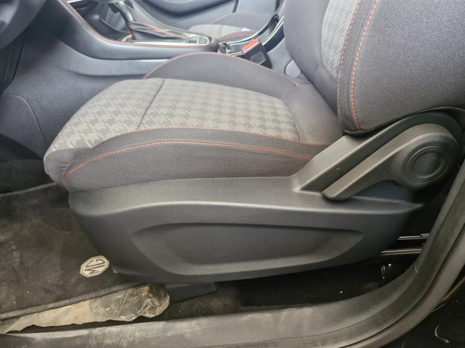 ام جي ZS STD 2024 