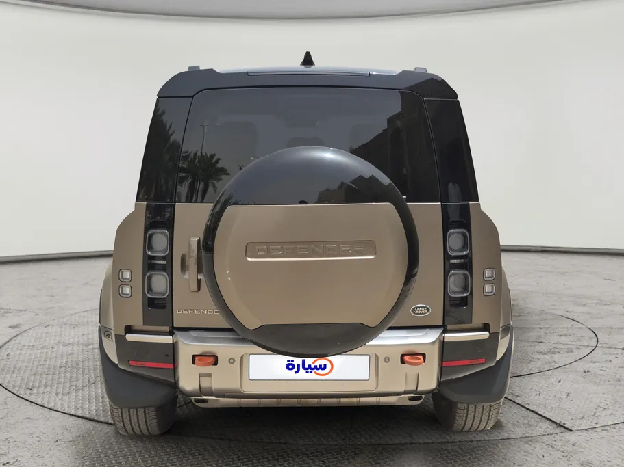 لاند روفر ديفندر X P400 2023 