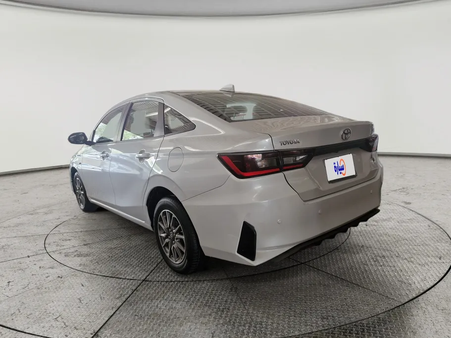 2023 Toyota Yaris  Y 