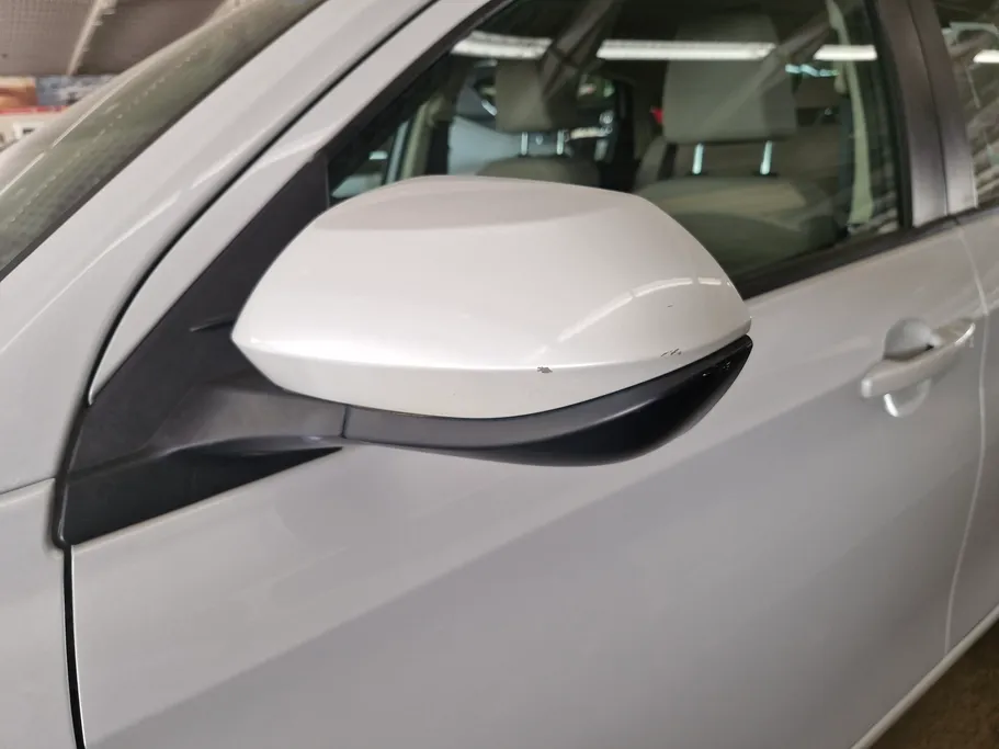2023 Toyota Yaris  Y 
