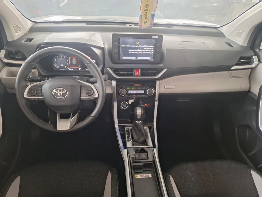 2025 Toyota Veloz GLX 