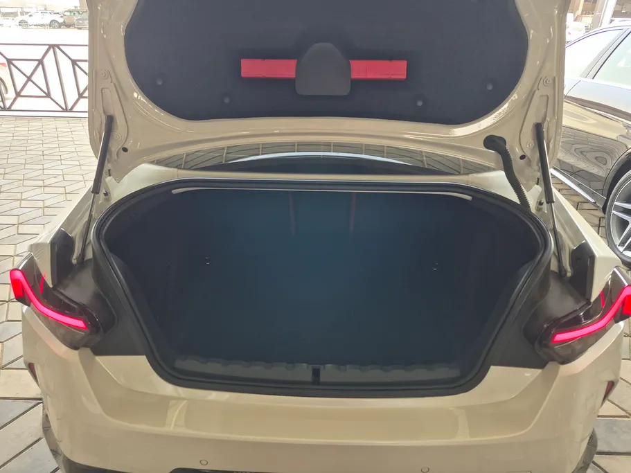 بي ام دبليو الفئة الثانية M240i 2023 