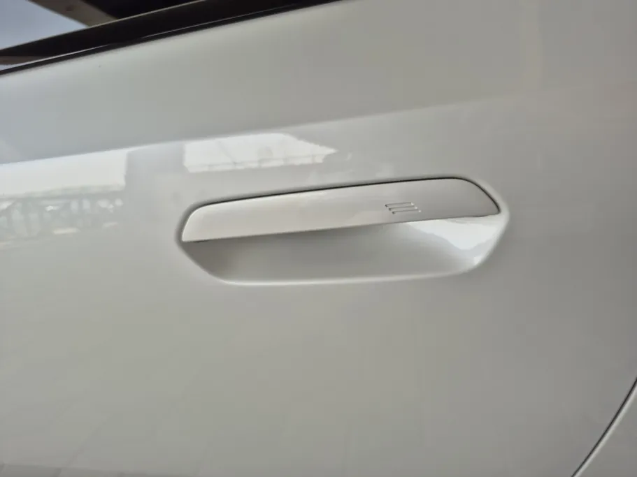 بي ام دبليو الفئة الثانية M240i 2023 