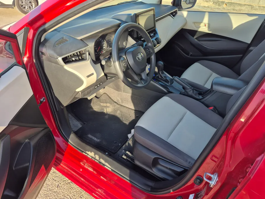 تويوتا كورولا XLI Executive Moonroof 2024 