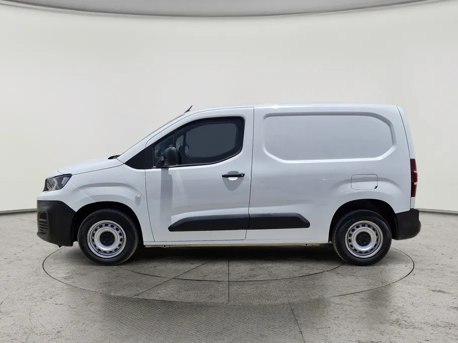 بيجو بارتنر Short van 2023 