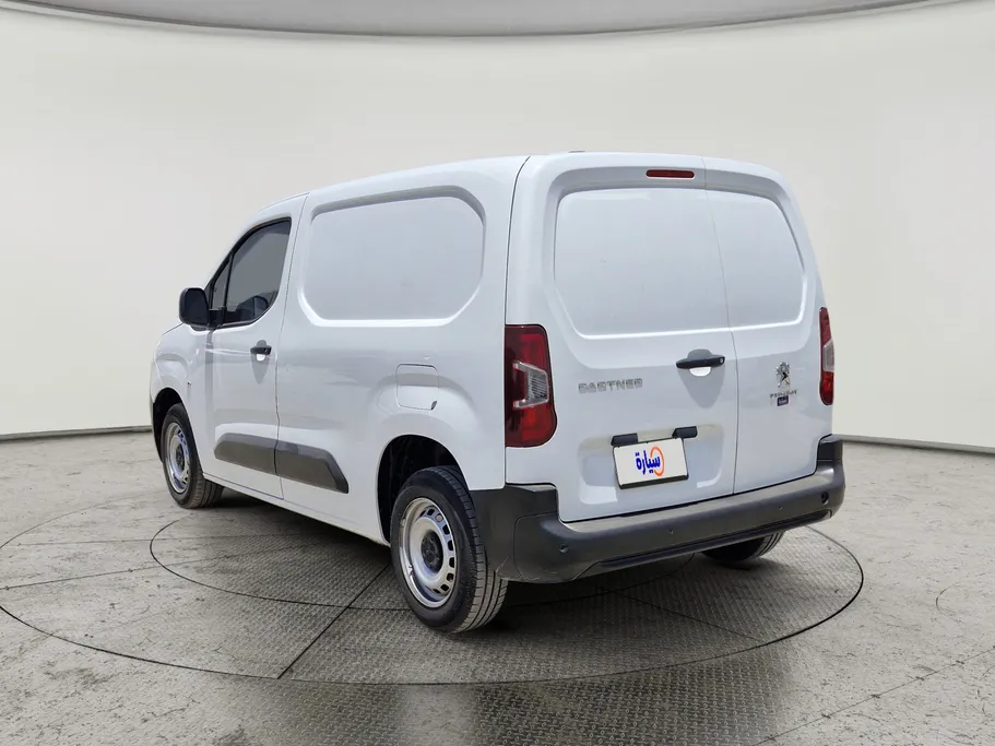 بيجو بارتنر Short van 2023 