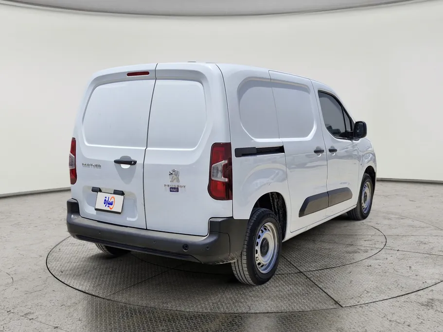 بيجو بارتنر Short van 2023 