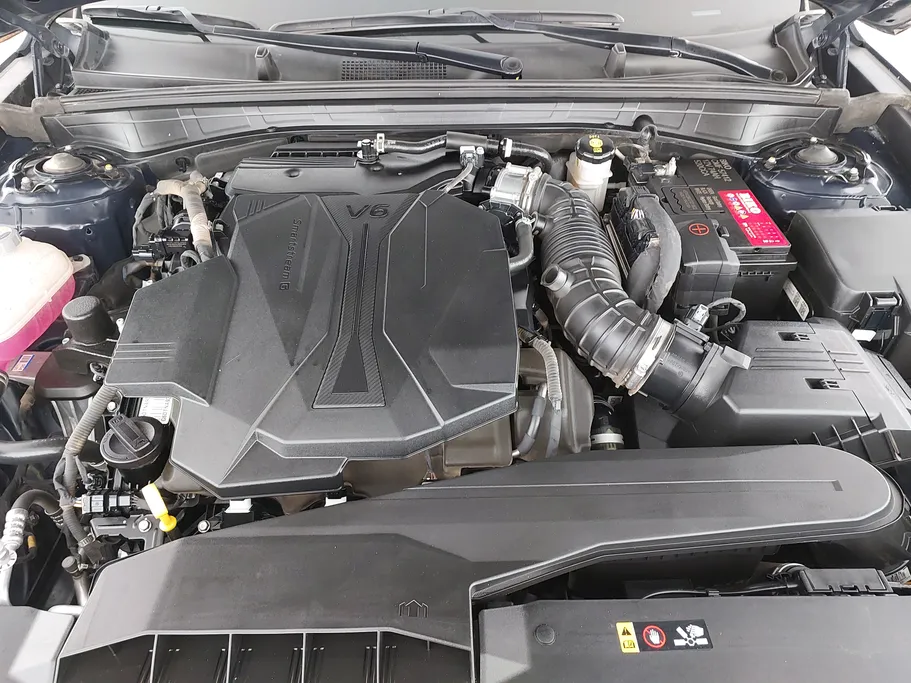 2022 Kia K8 EX 