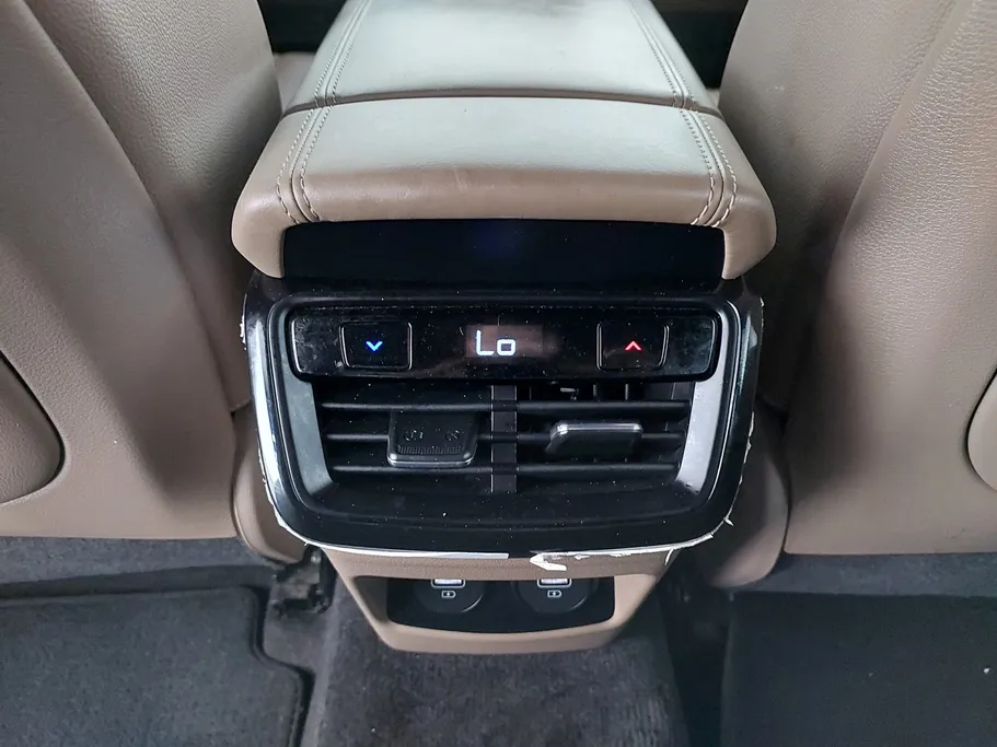 2022 Kia K8 EX 