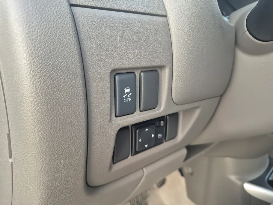 2023 Nissan Sunny SV Comfort 