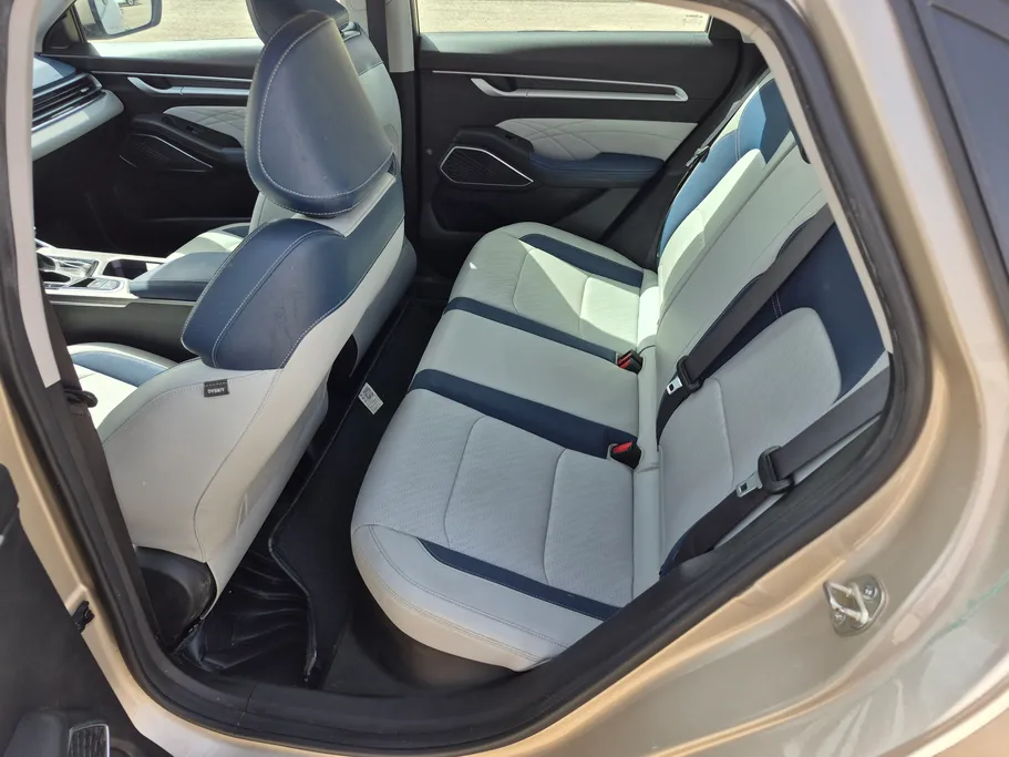 2024 Geely Emgrand GK 