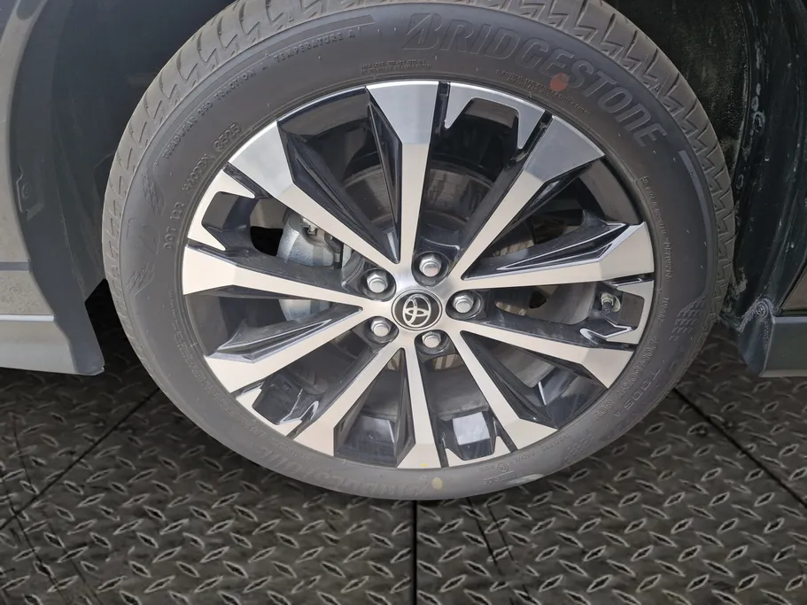 2025 Toyota Veloz GLX 