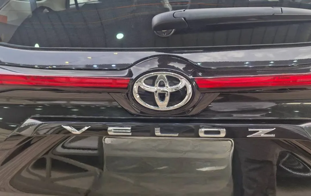 2025 Toyota Veloz GLX 