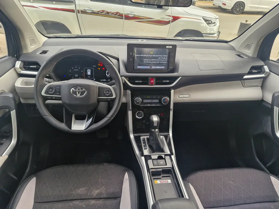 2025 Toyota Veloz GLX 
