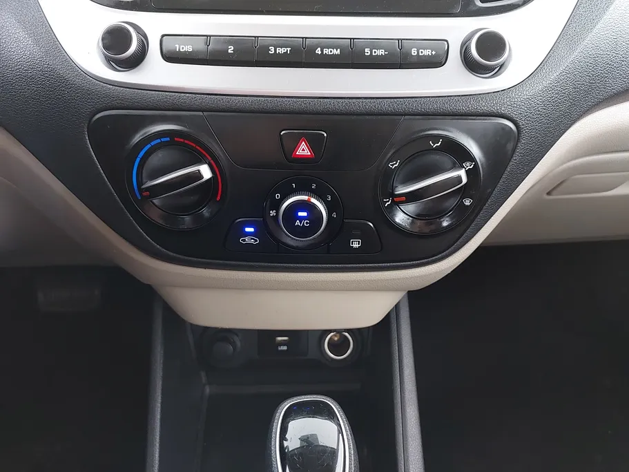 2023 Hyundai Accent Smart 