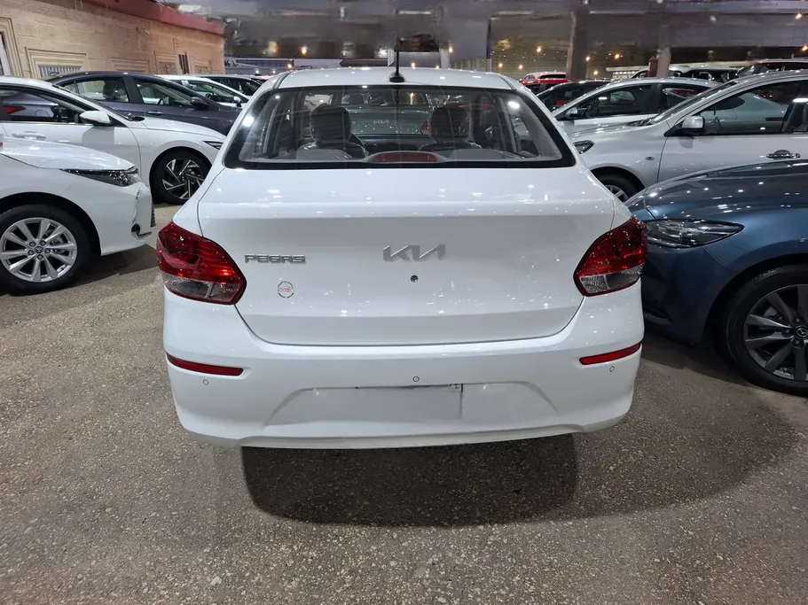 2024 Kia Pegas LX 