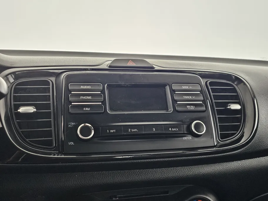 2023 Kia Pegas LX 