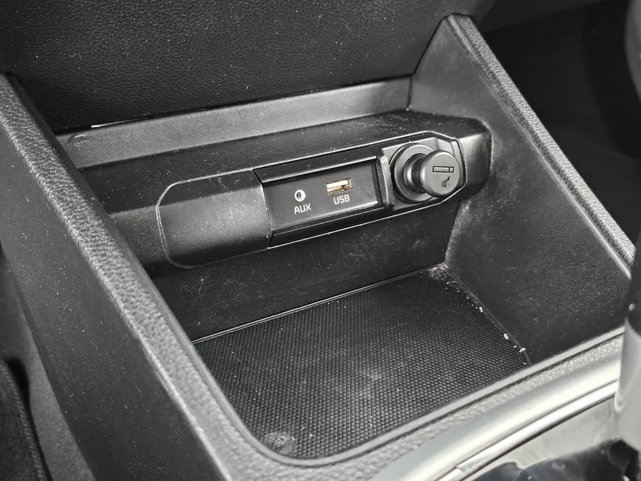 2023 Kia Pegas LX 