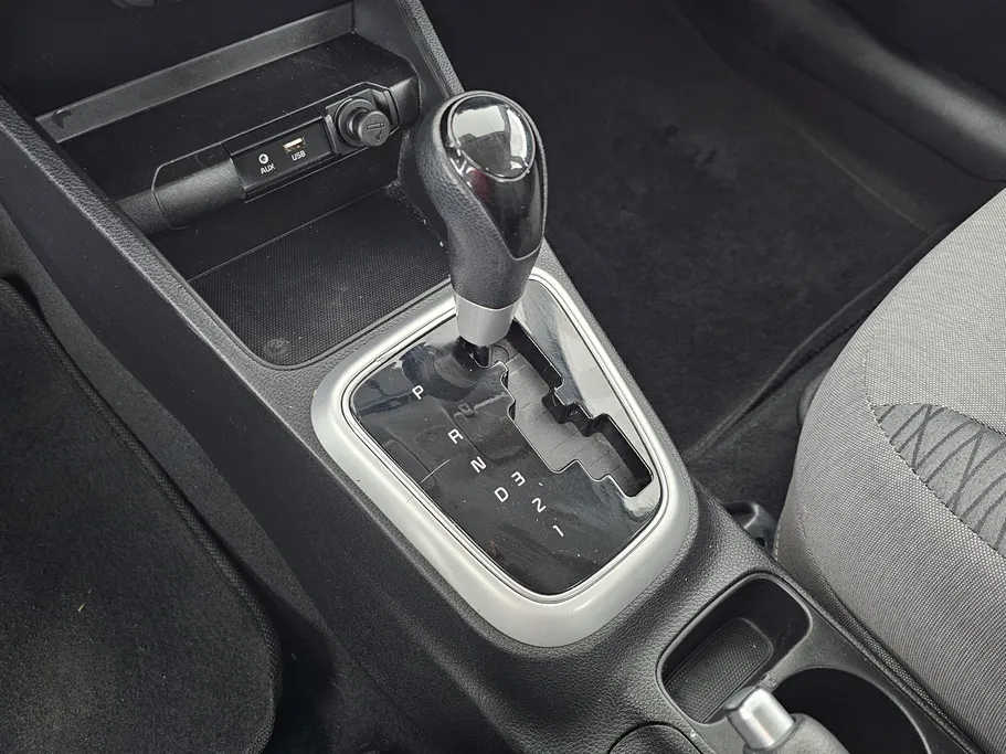 2023 Kia Pegas LX 