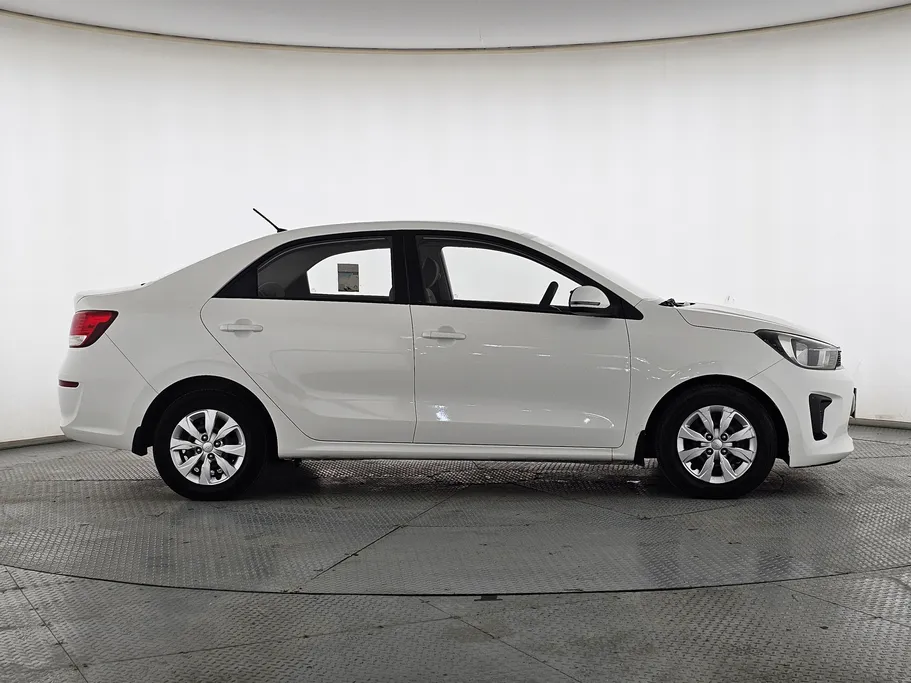 2023 Kia Pegas LX 