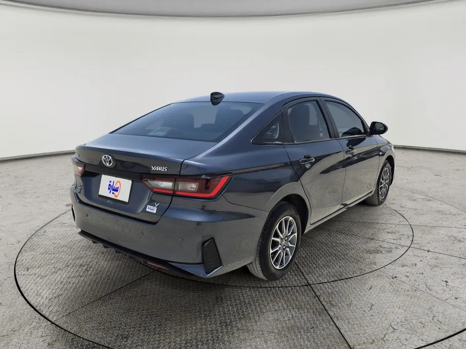 2024 Toyota Yaris  Y 
