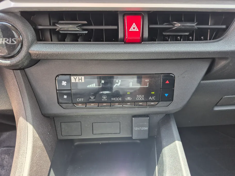 2024 Toyota Yaris  Y 