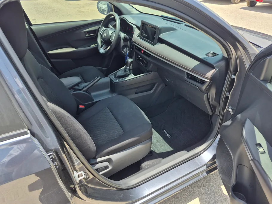 2024 Toyota Yaris  Y 