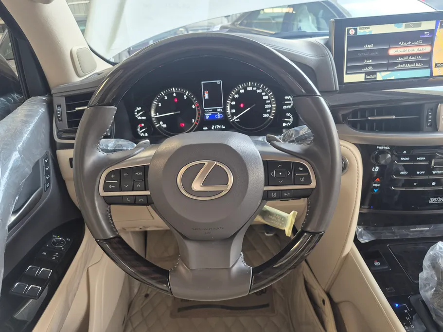 لكزس LX 570 2021 