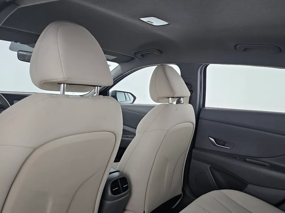 2022 Hyundai Elantra Fleet 