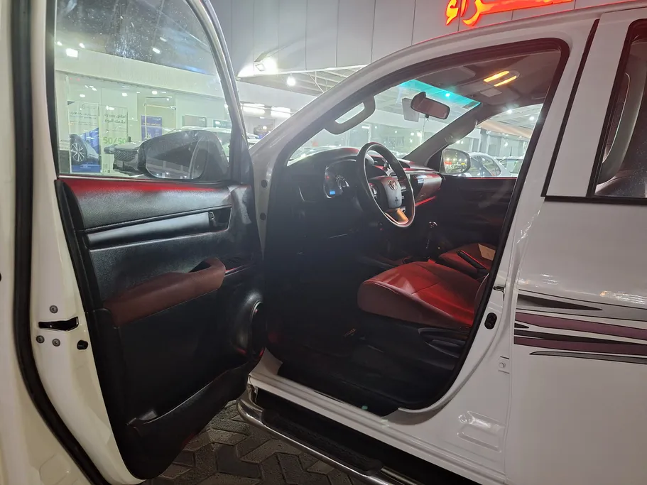2023 Toyota Hilux GL2 