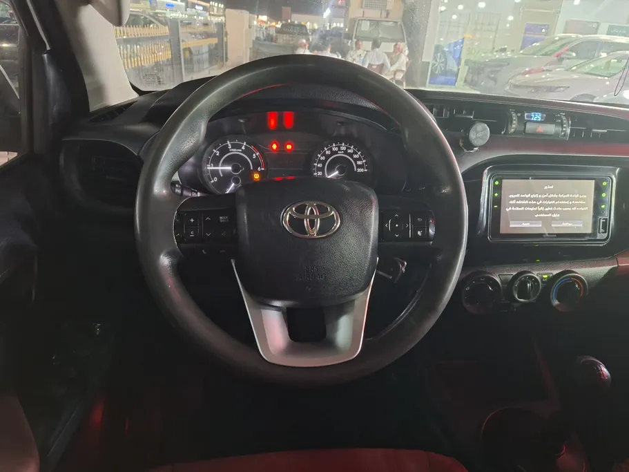 2023 Toyota Hilux GL2 