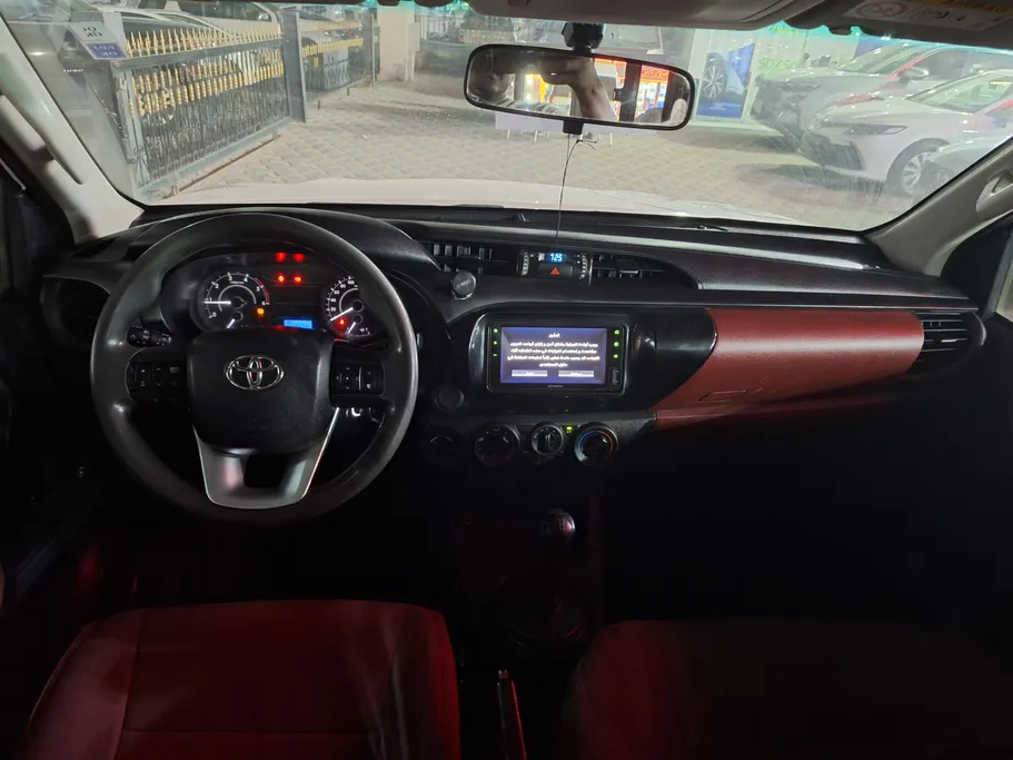 2023 Toyota Hilux GL2 