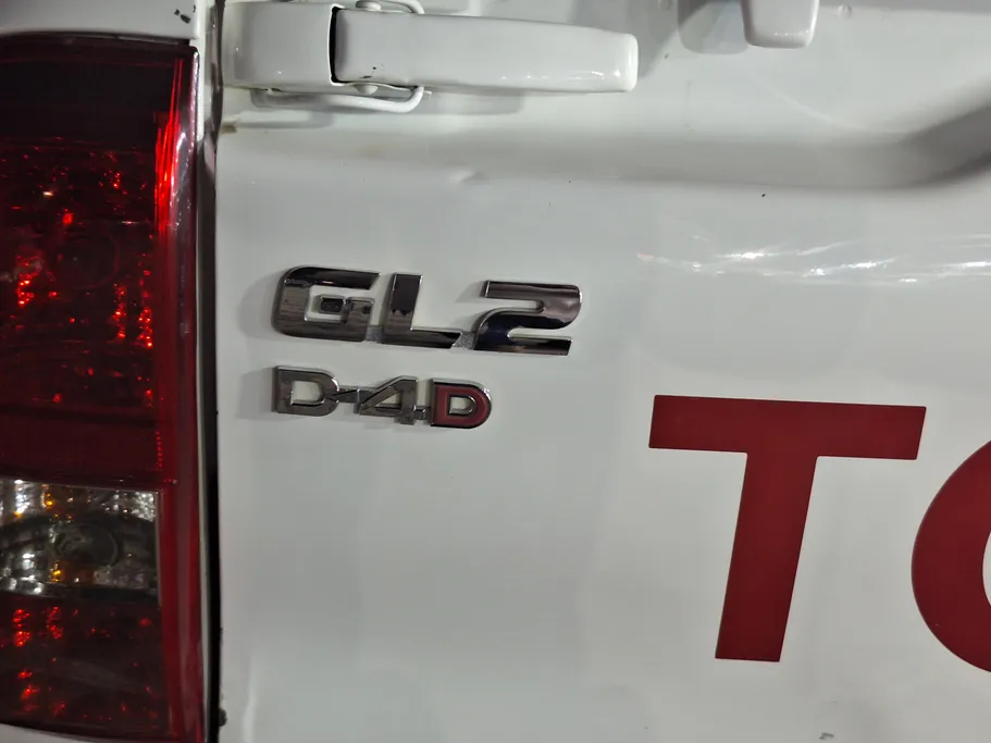 2023 Toyota Hilux GL2 
