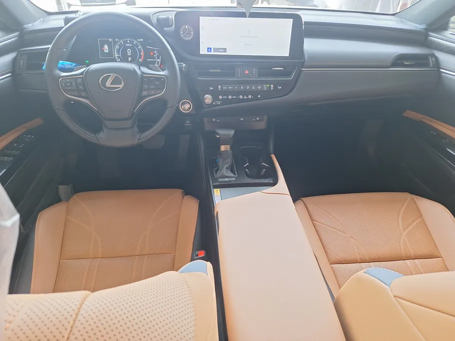 2025 Lexus ES 250 