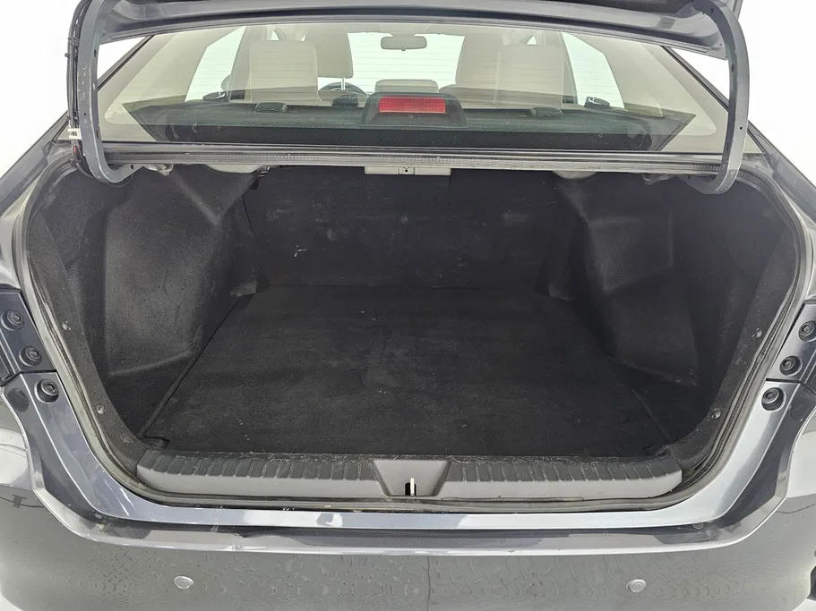 2024 Toyota Yaris  Y 