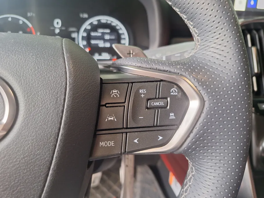 لكزس LX 600 FF F-Sport 2025 