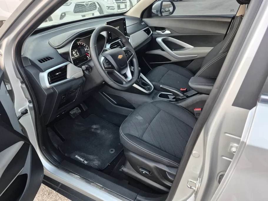 2025 Chevrolet Groove LT 