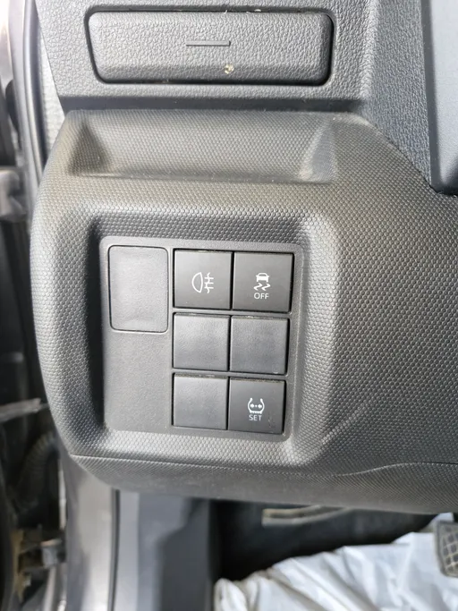 2023 Toyota Raize XLE 